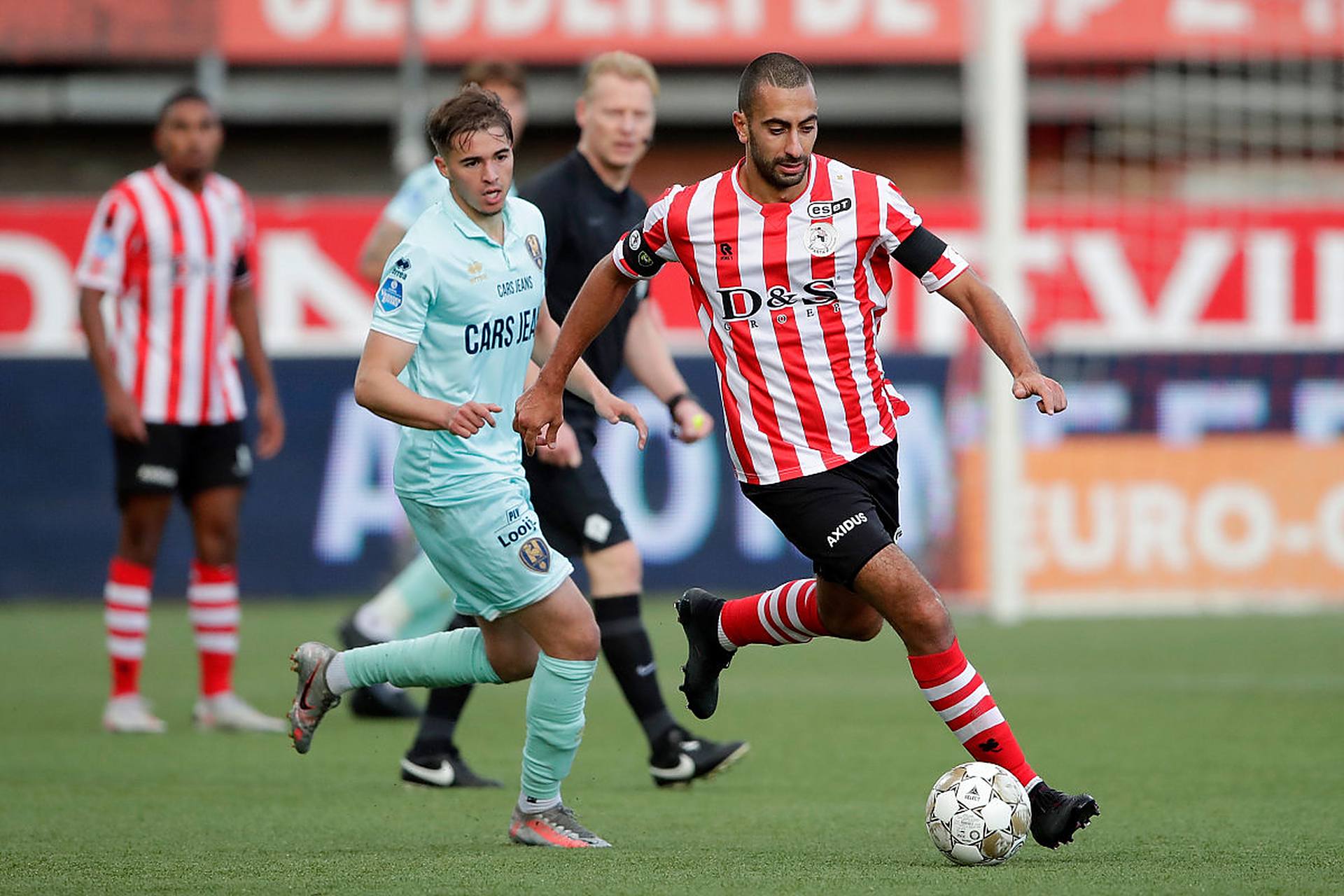 式与篮网签 式与篮网签