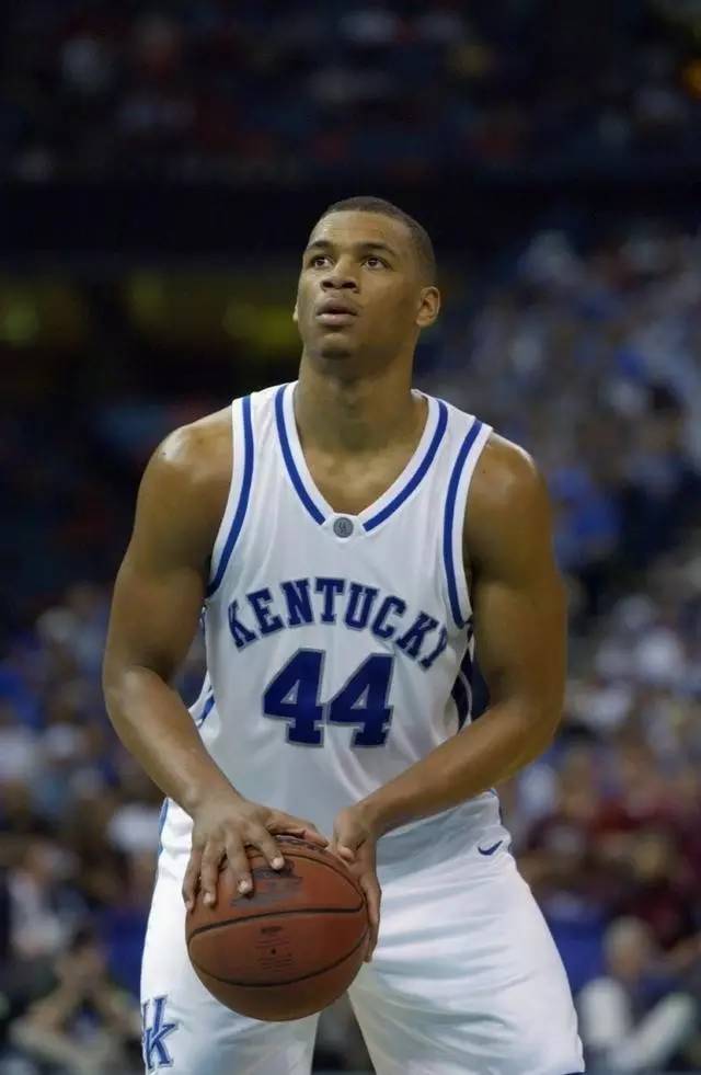 陈彦凝展现 陈彦凝展现