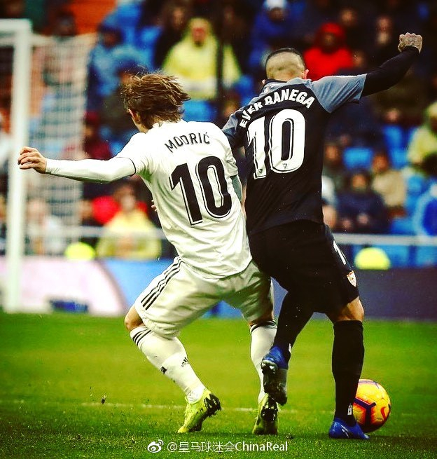 由守转攻场 由守转攻场